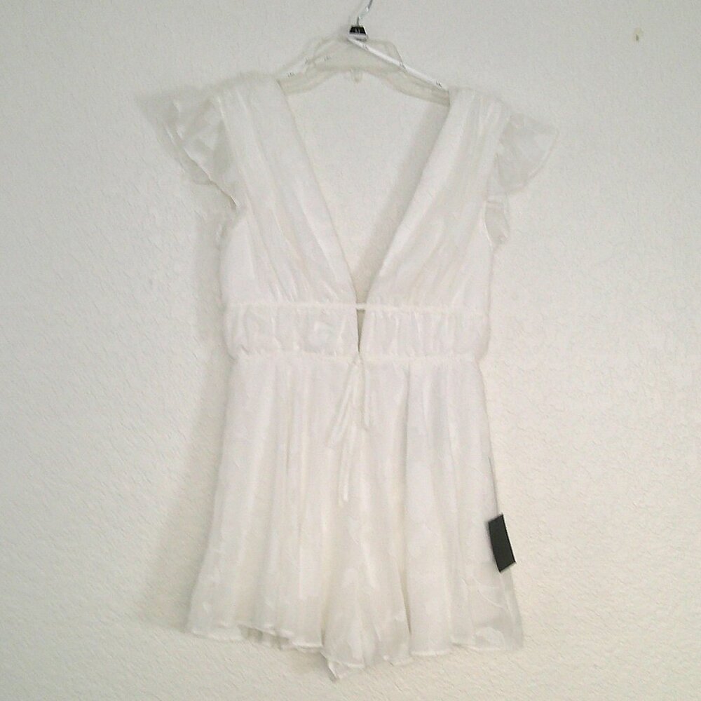 NWT Lulus All About The Flowers Navy Burnout Floral Ruffled Romper Size Small